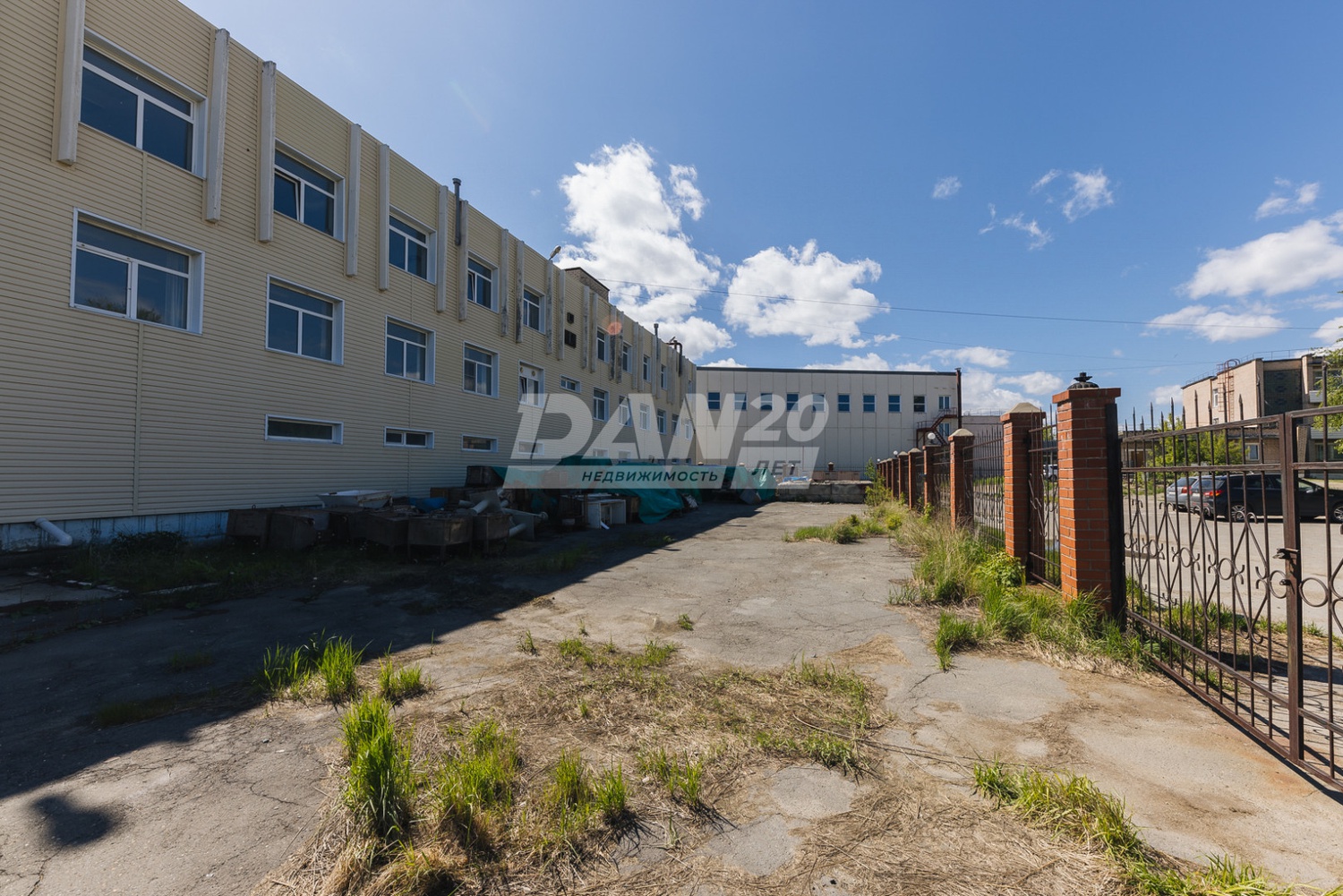 Помещение свободного назначения 1380 м²