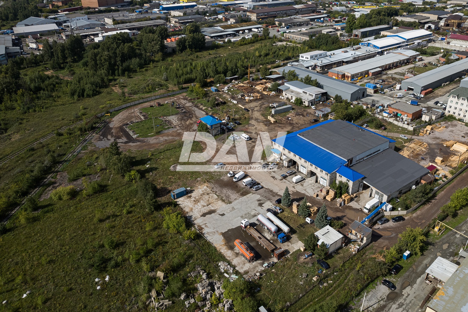 Склад 372,1 м²