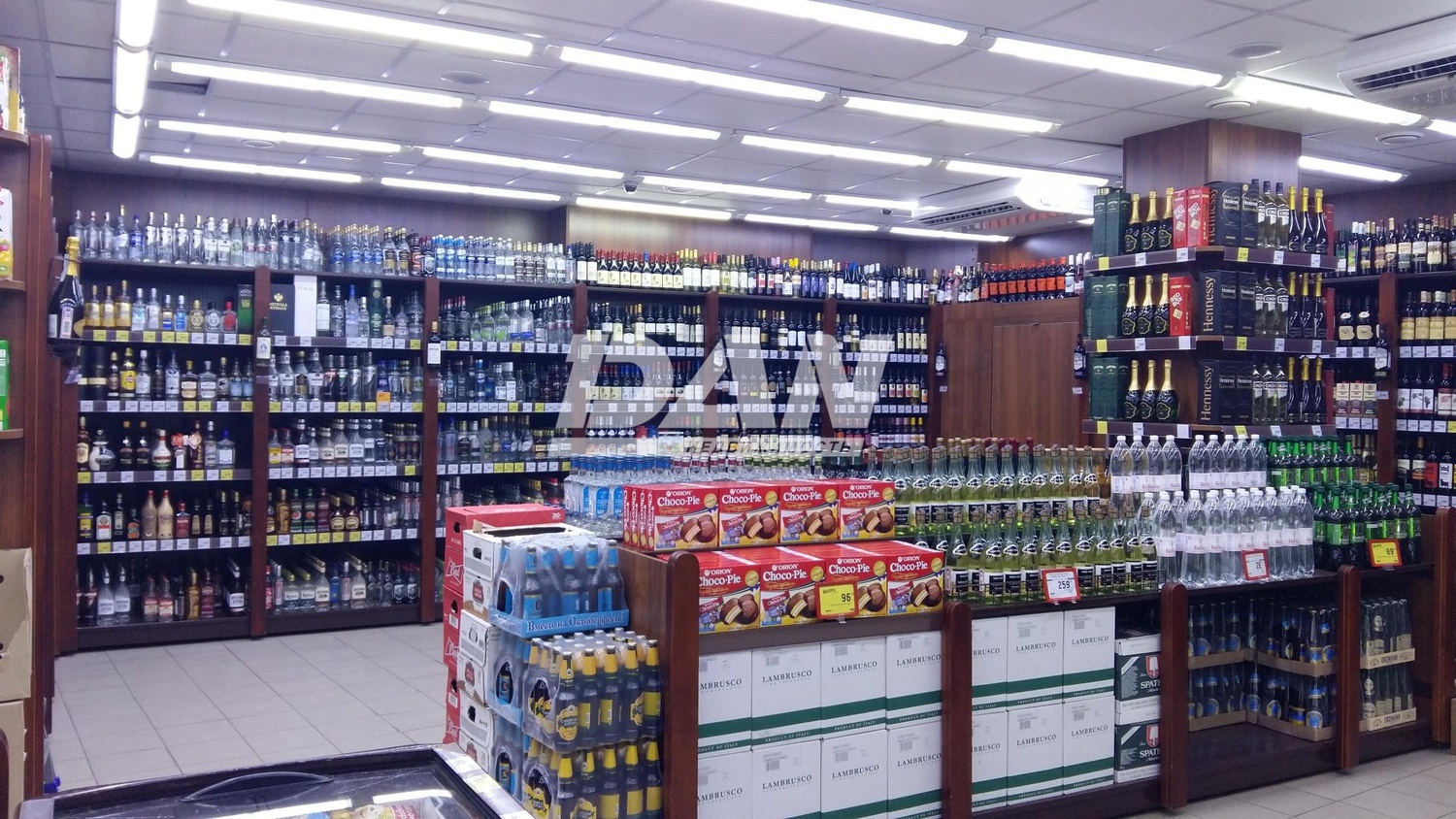 Торговая площадь 457 м²