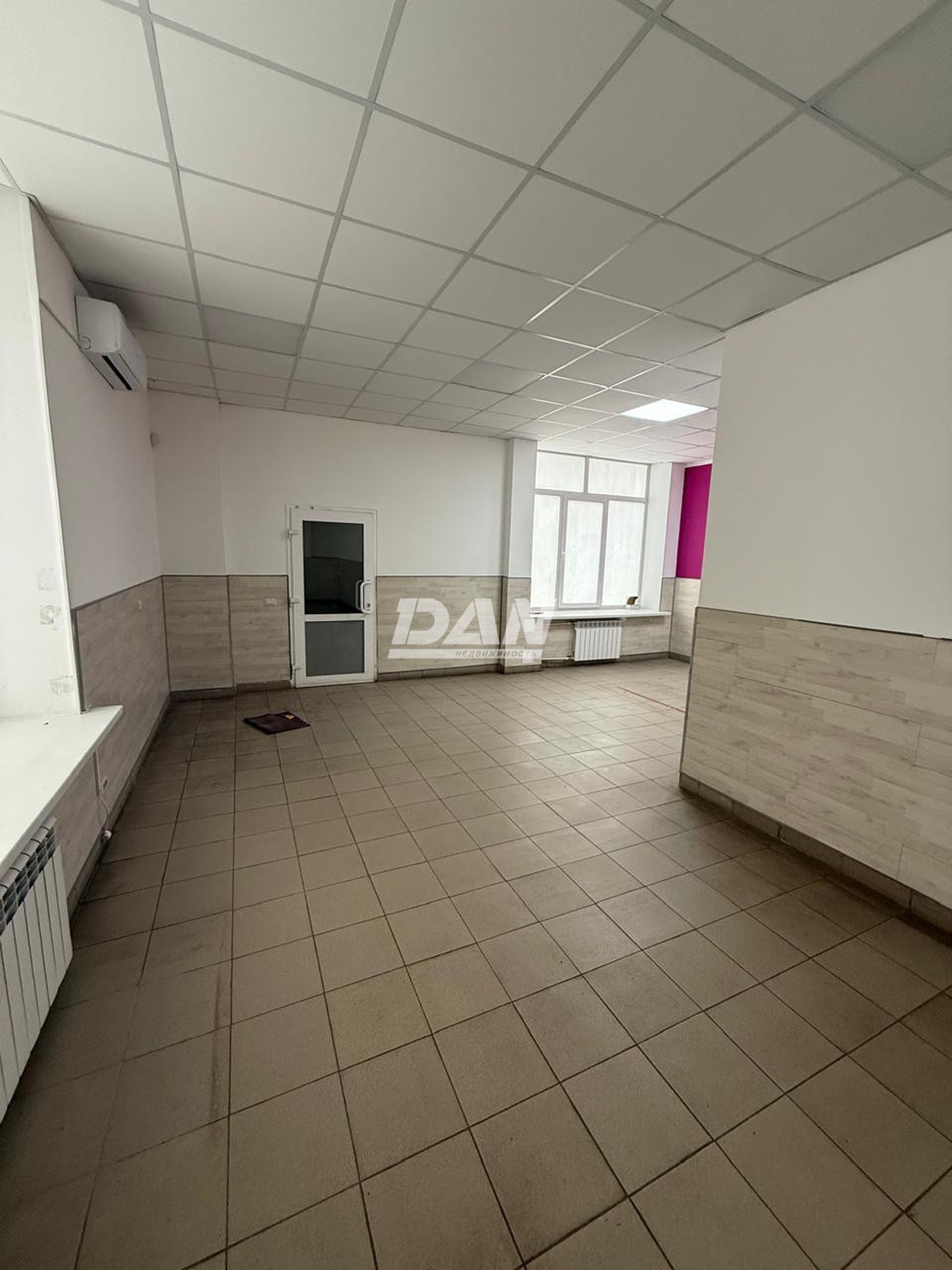 Торговое помещение 107,8 м²