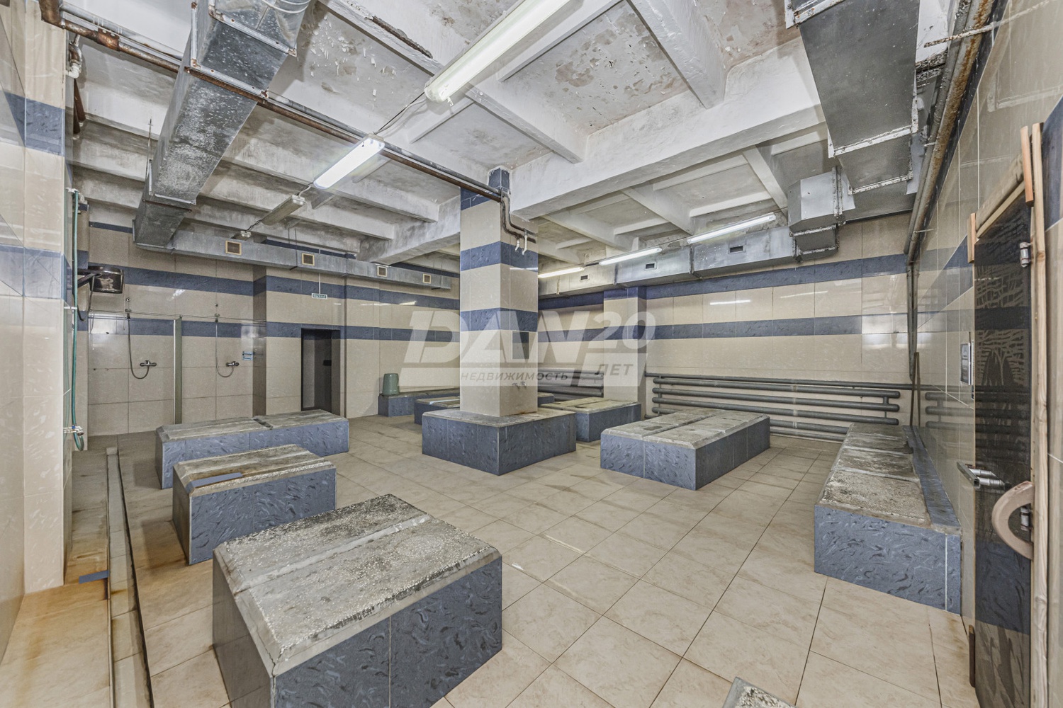 Помещение свободного назначения 818,6 м²