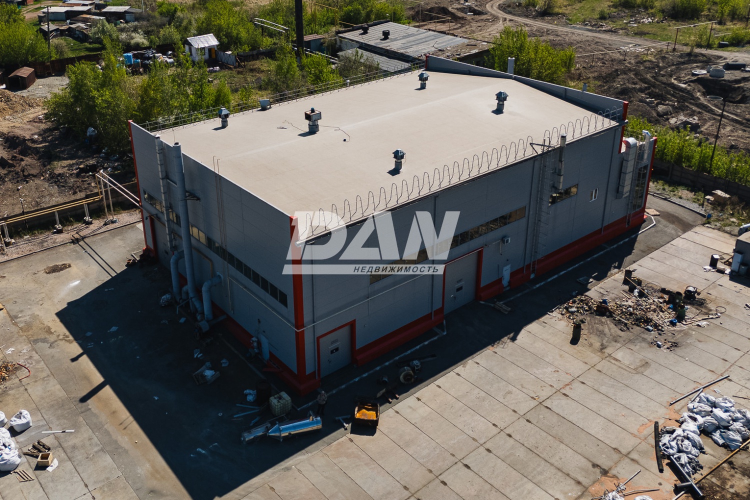 Производственное помещение 990 м²