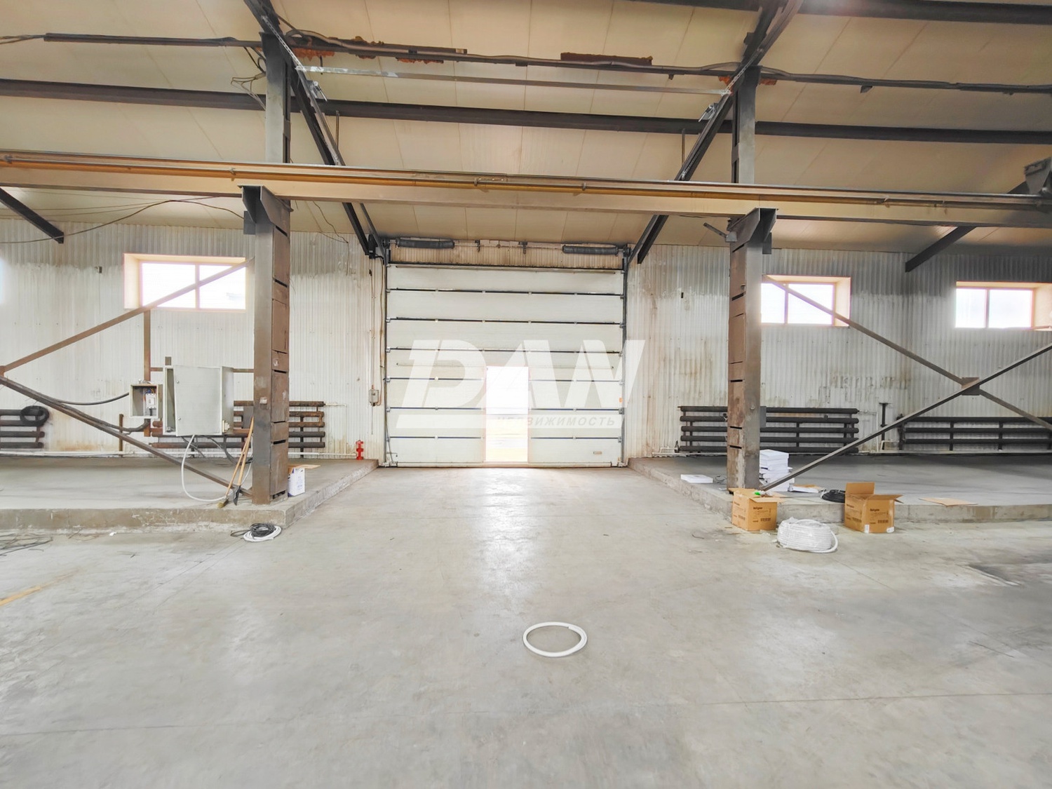 Помещение свободного назначения 648 м²