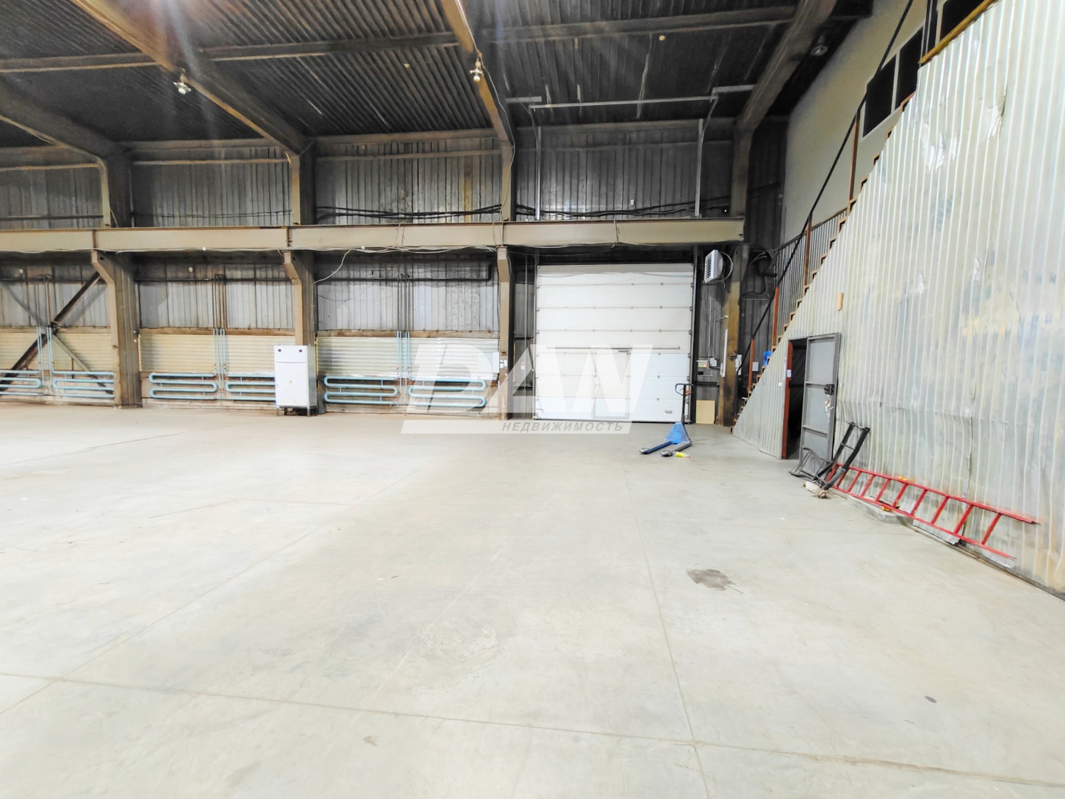 Производственное помещение 1179 м²