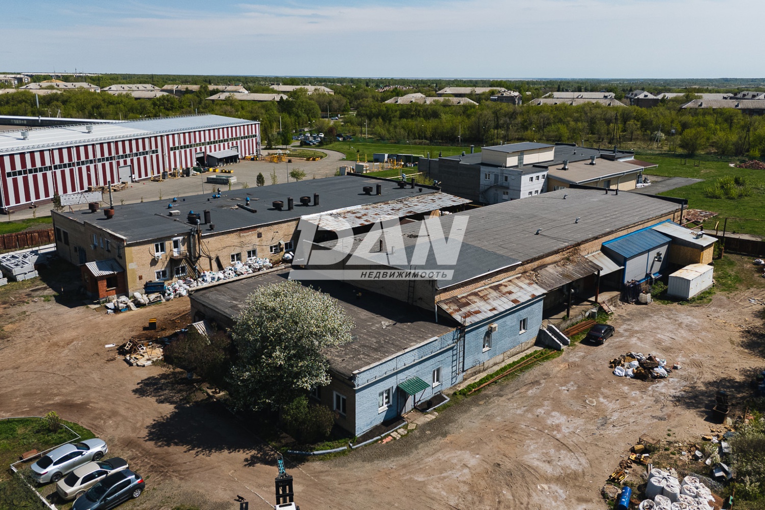 Производственное помещение 2557 м²