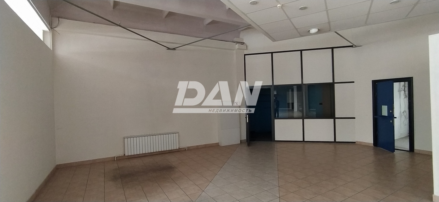 Помещение свободного назначения 820 м²