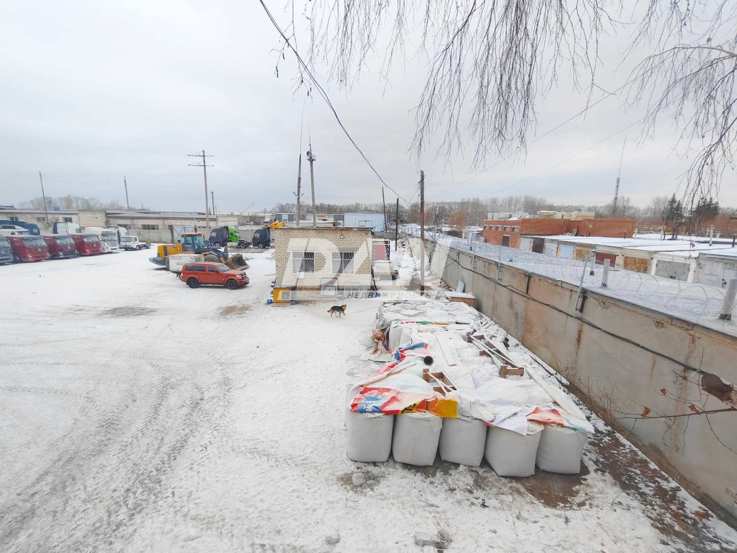 Помещение свободного назначения 1000 м²