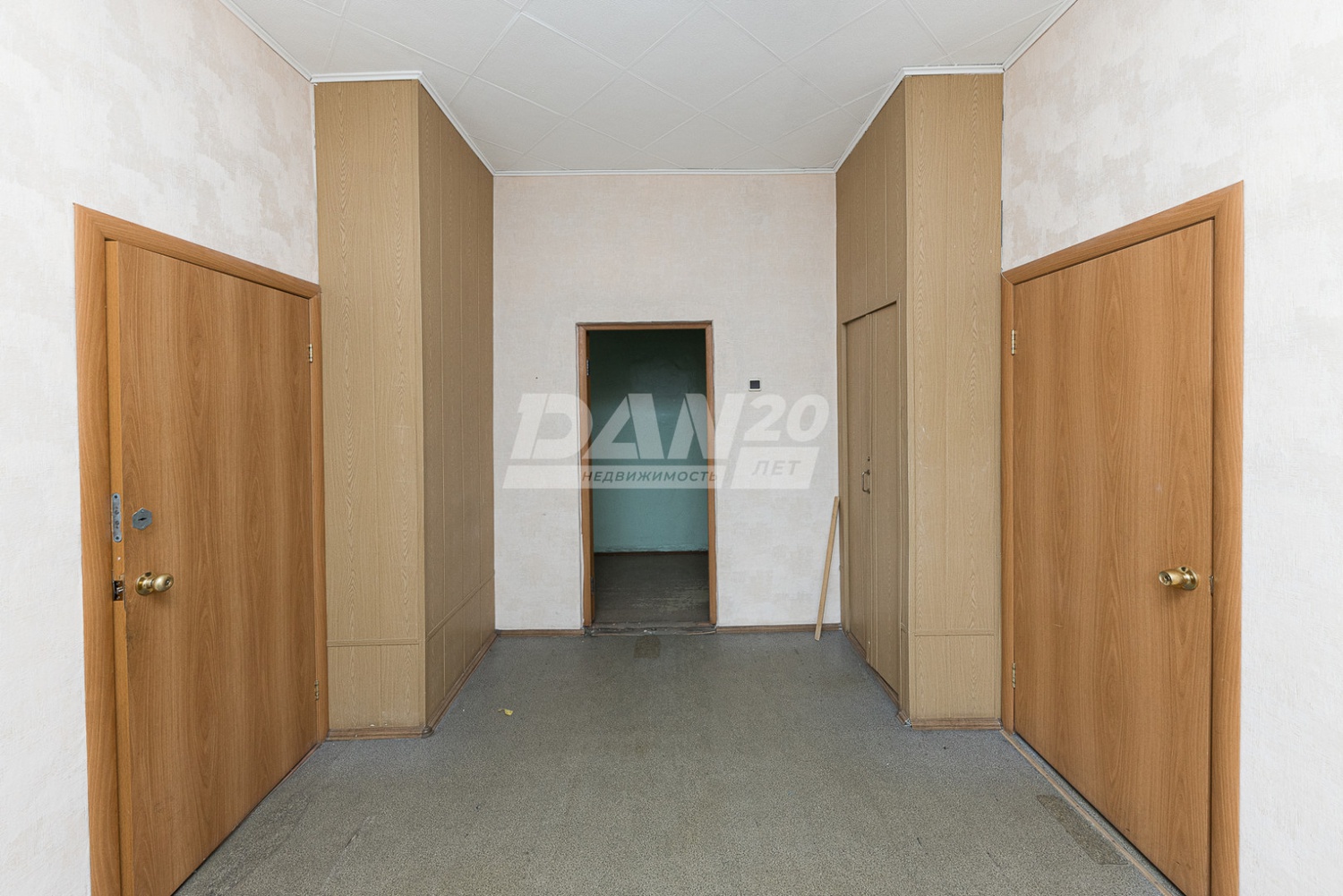 Торговая площадь 203 м²