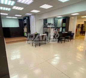 Помещение свободного назначения, 243,9 м²
