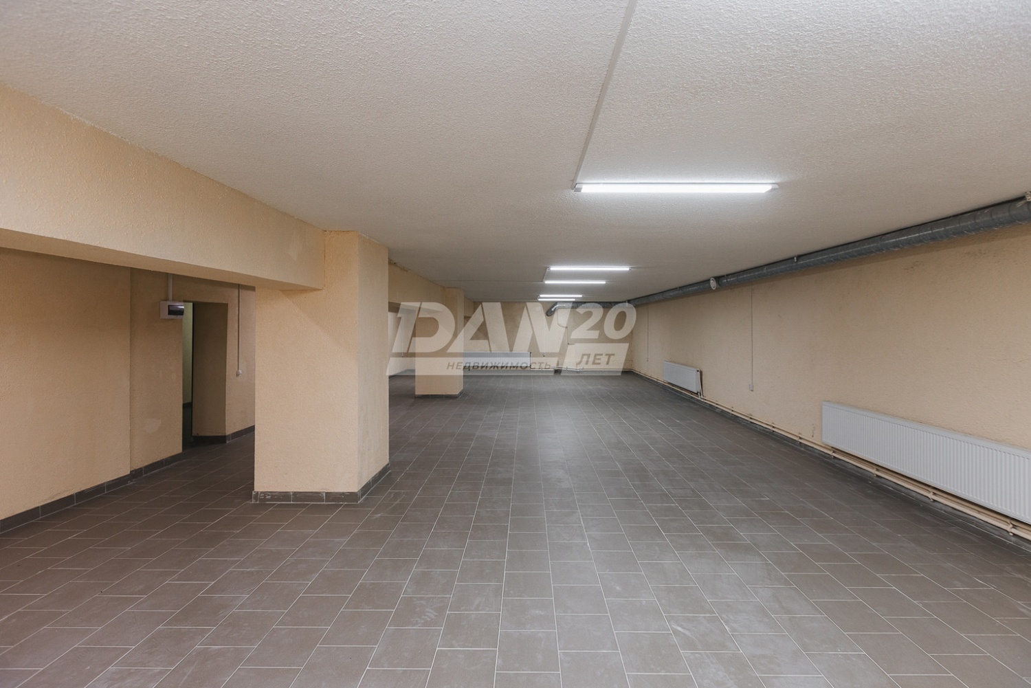 Помещение свободного назначения 610 м²