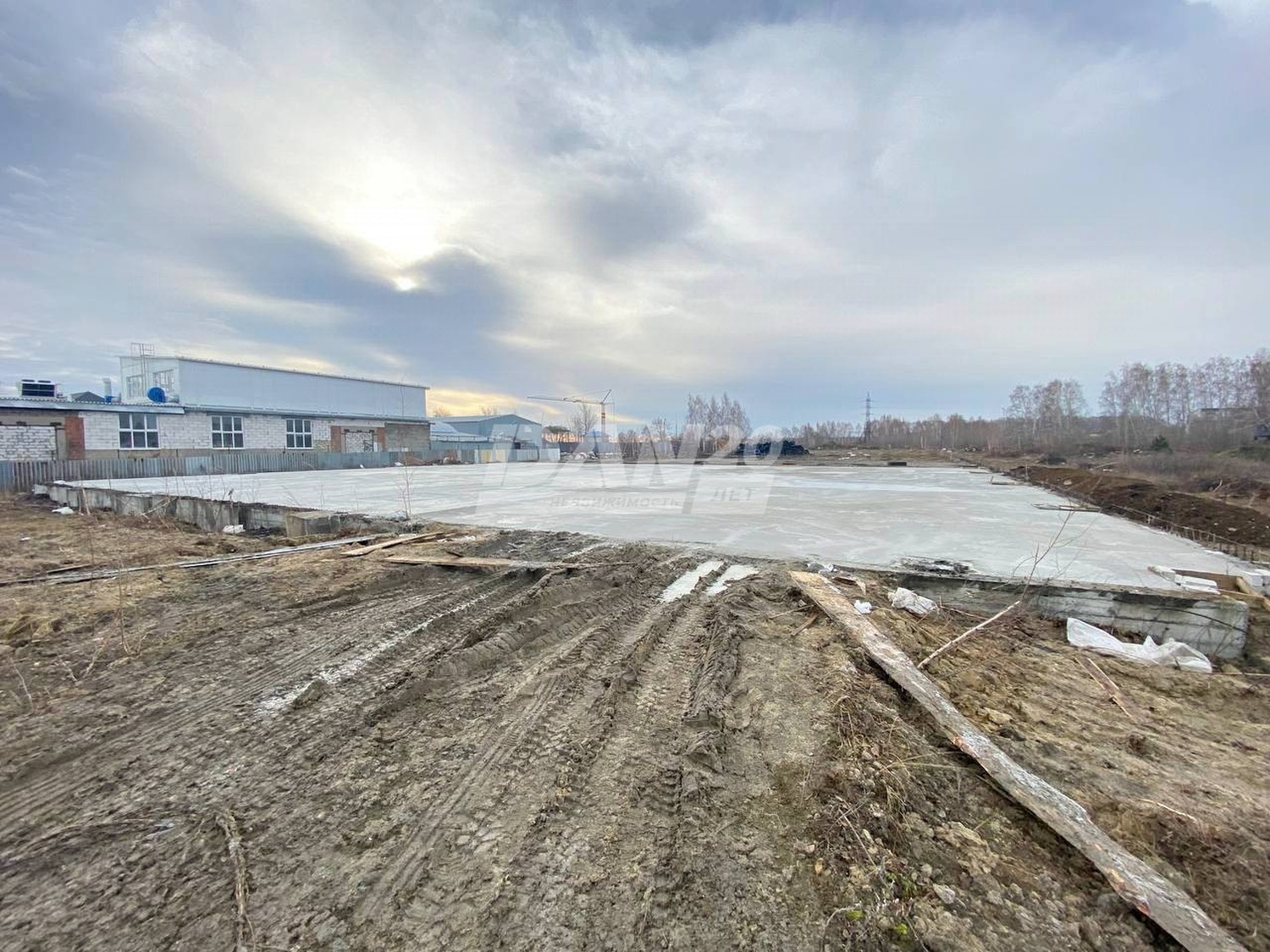 Склад 1700 м²