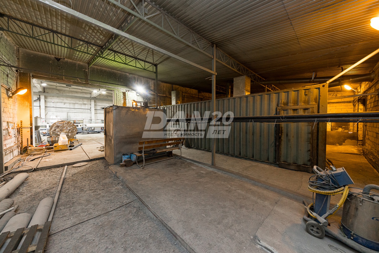 Производственное помещение 1200 м²
