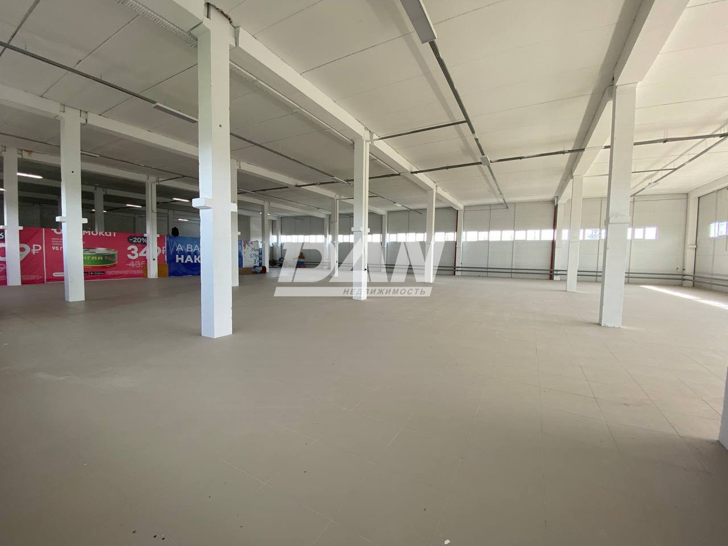 Торговое помещение 1000 м²