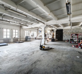 Помещение свободного назначения, 437 м²