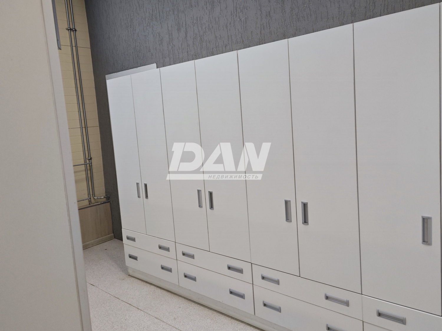 Производственное помещение 953 м²