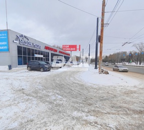 Торговое помещение, 300 м²