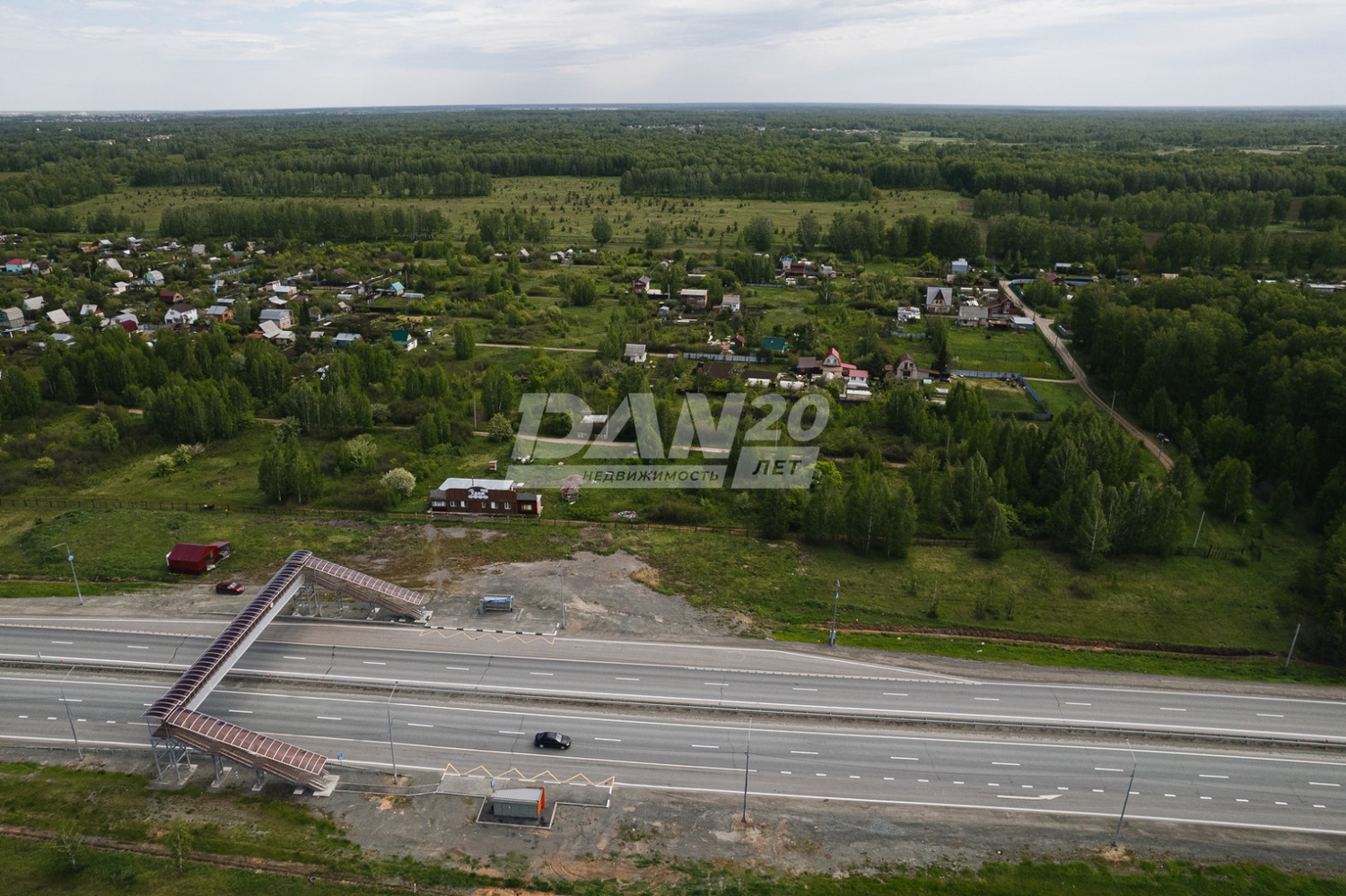 Земельный участок 15000 м²