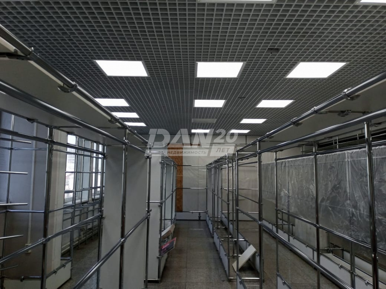 Помещение свободного назначения 102 м²