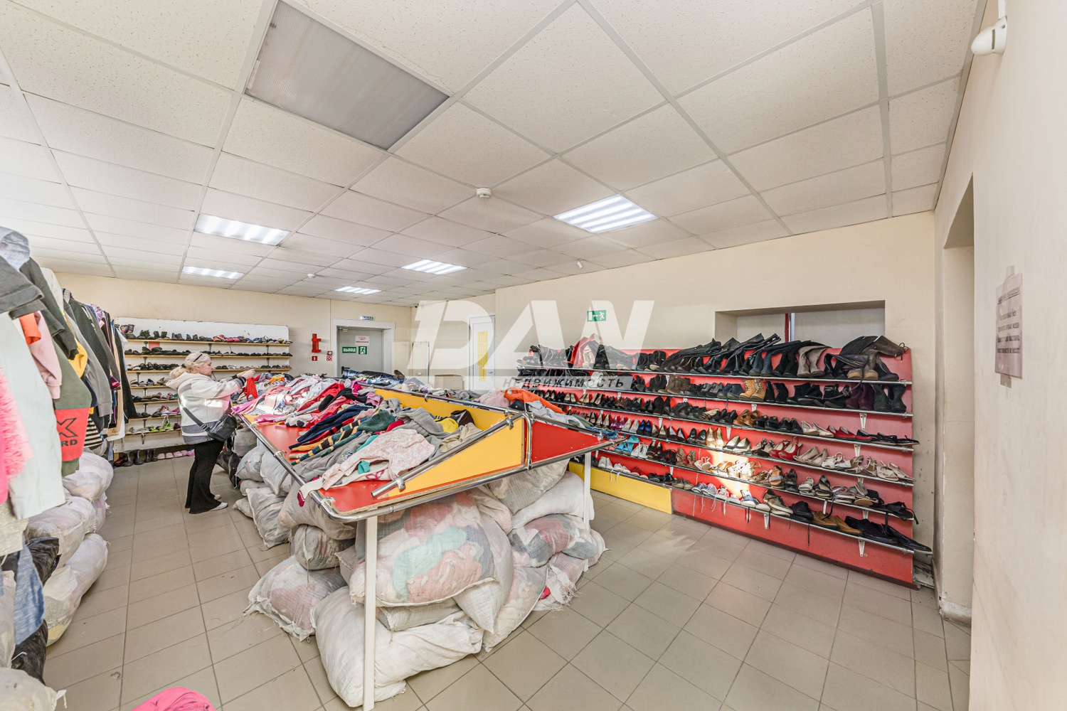 Торговая площадь 267,1 м²