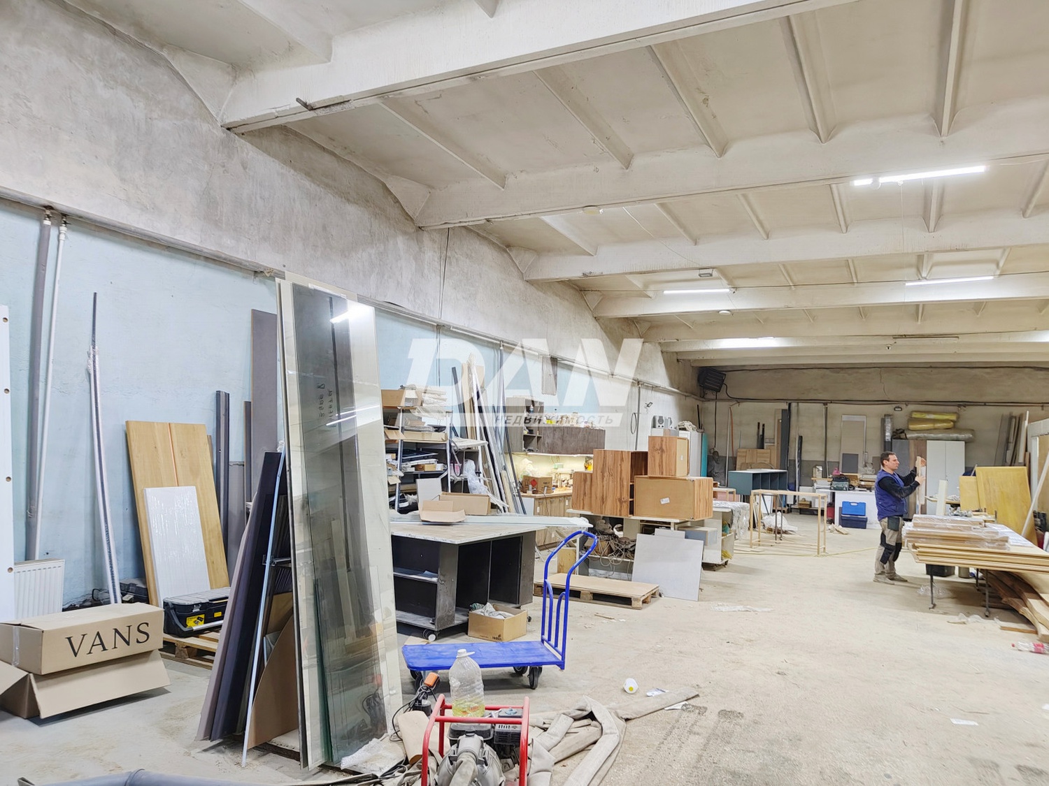 Производственное помещение 228 м²