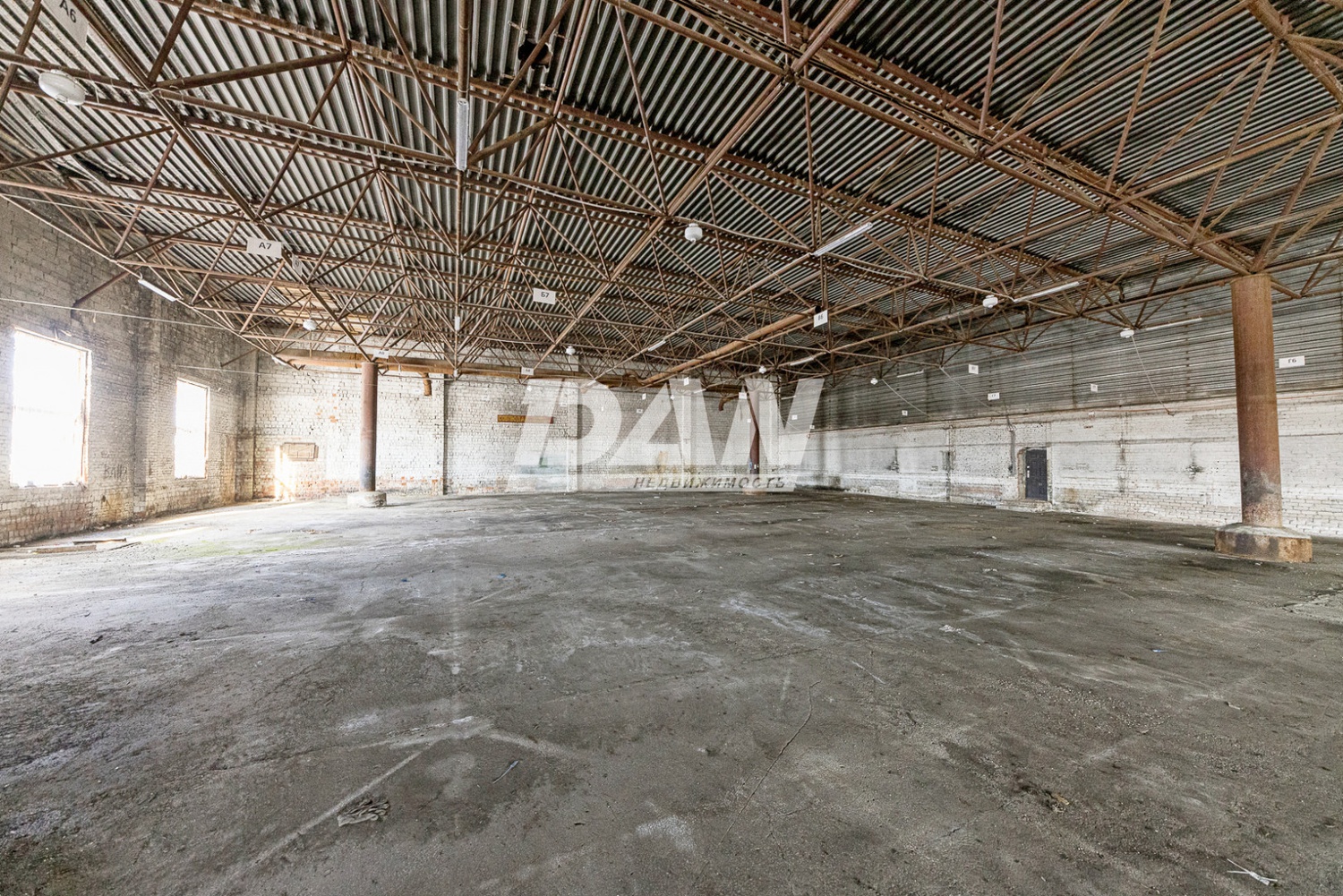 Склад 4744,7 м²