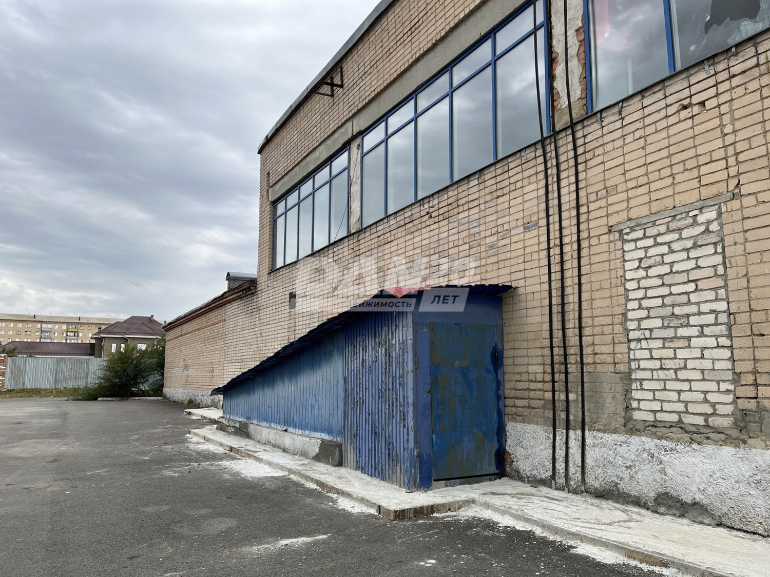 Торговое помещение 750 м²