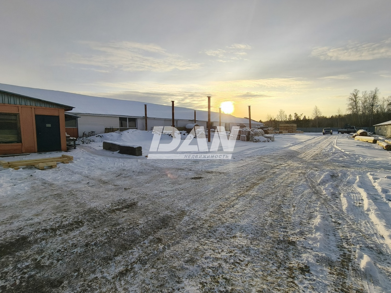 Производственное помещение 1627 м²