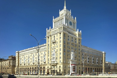 Китайская компания China Chengtong может купить отель «Пекин» в центре Москвы