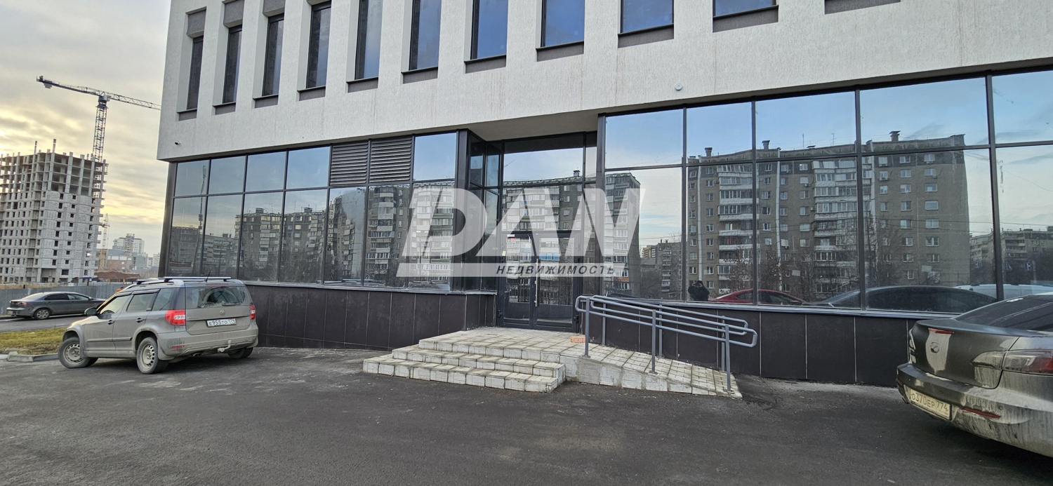 Помещение свободного назначения 123 м²