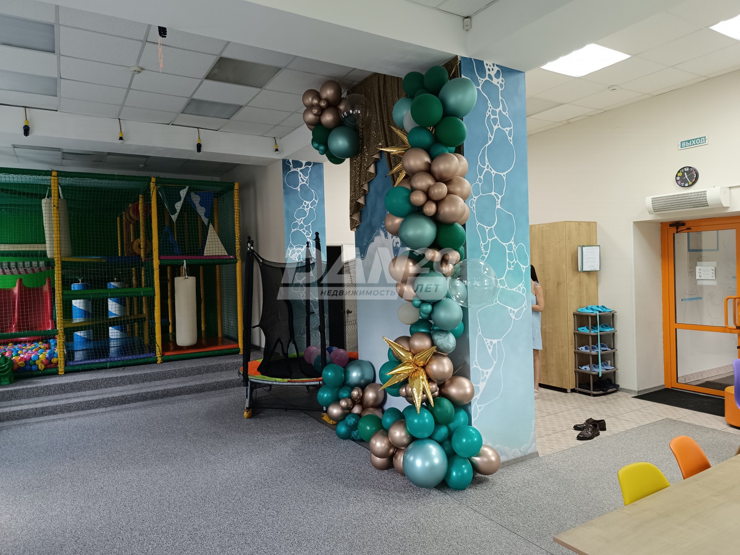Торговое помещение 200 м²