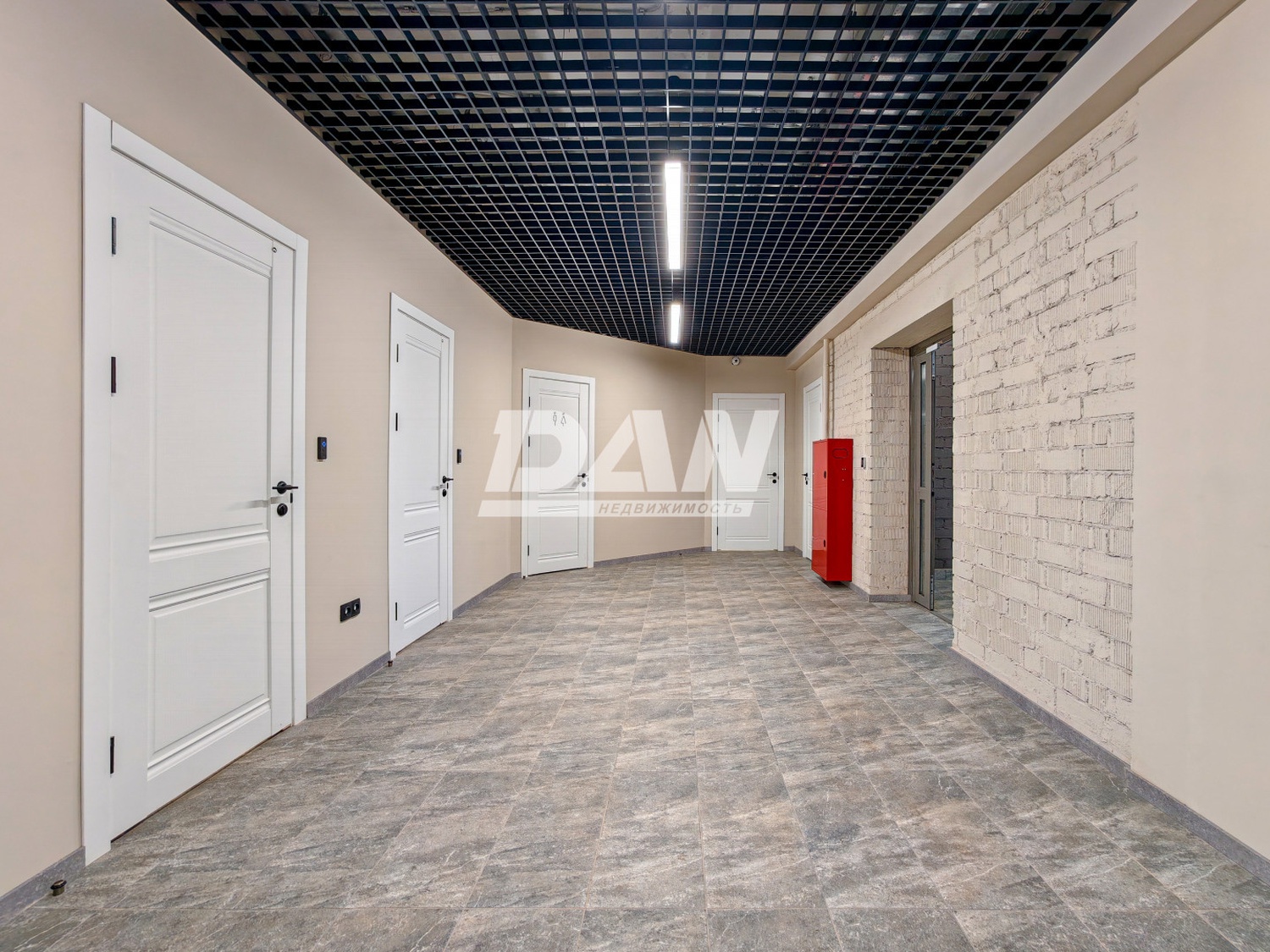 Помещение свободного назначения 1670 м²