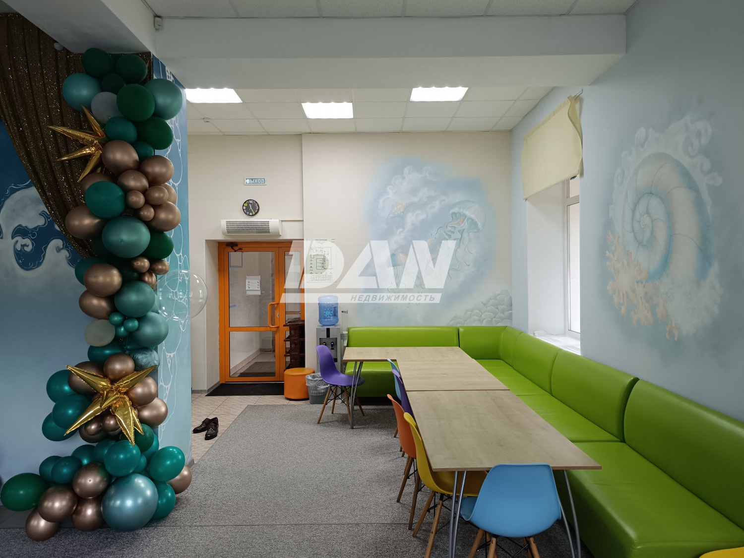 Торговое помещение 200 м²