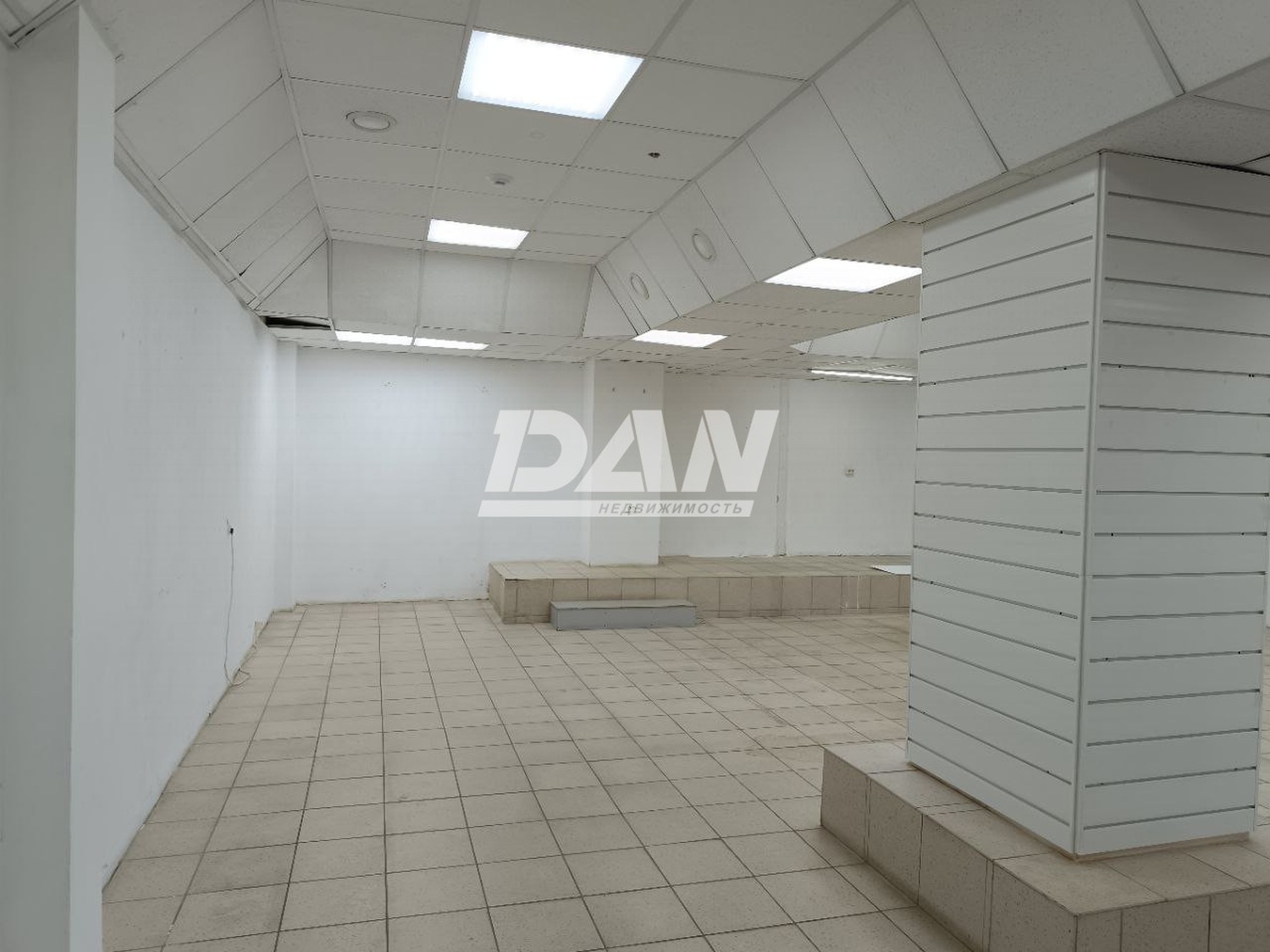 Торговое помещение 97 м²