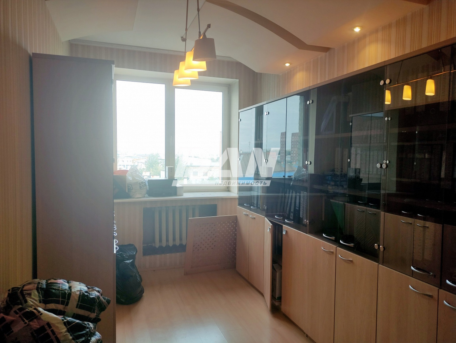 Офис 1030,2 м²