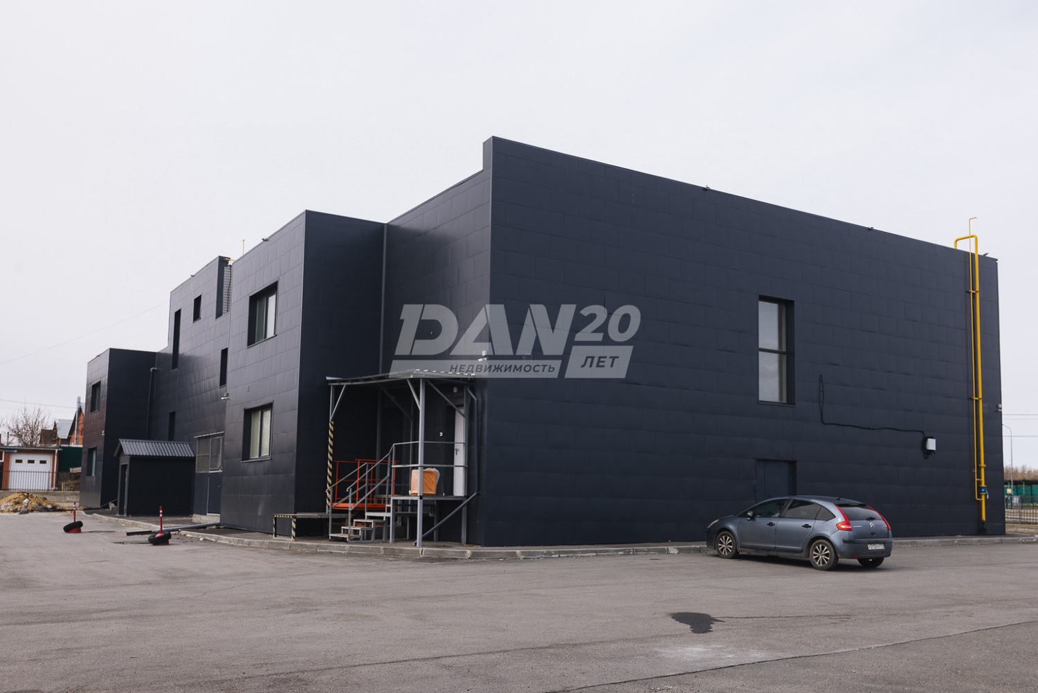 Помещение свободного назначения 287 м²