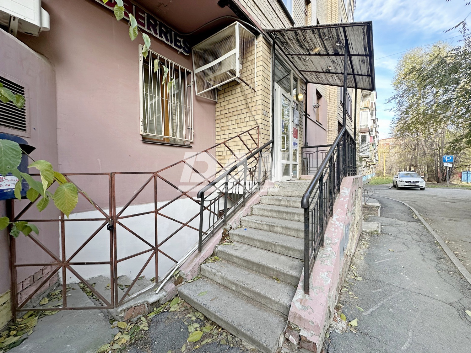 Офис 431,7 м²