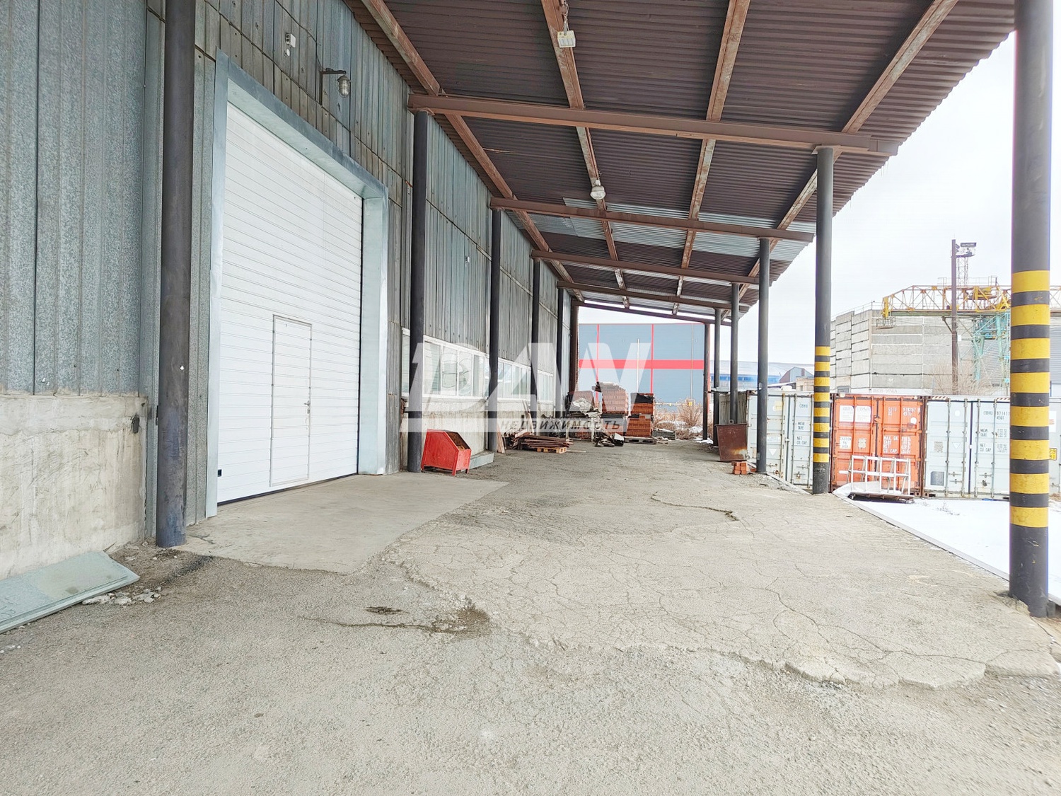 Производственное помещение 1179 м²