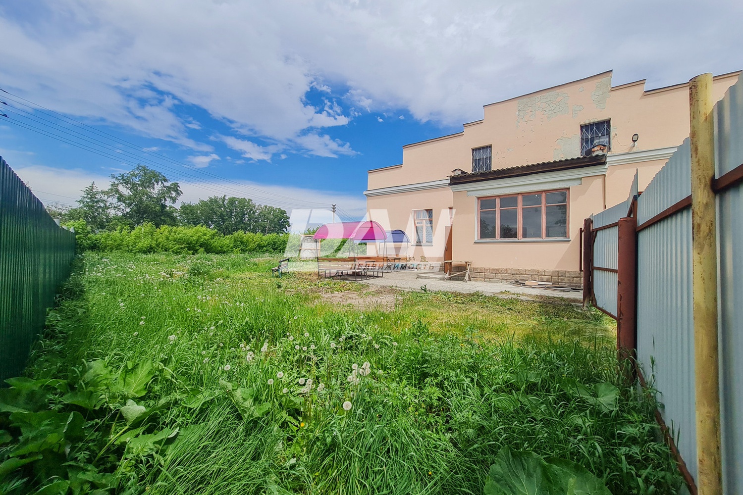 Помещение свободного назначения 818,6 м²