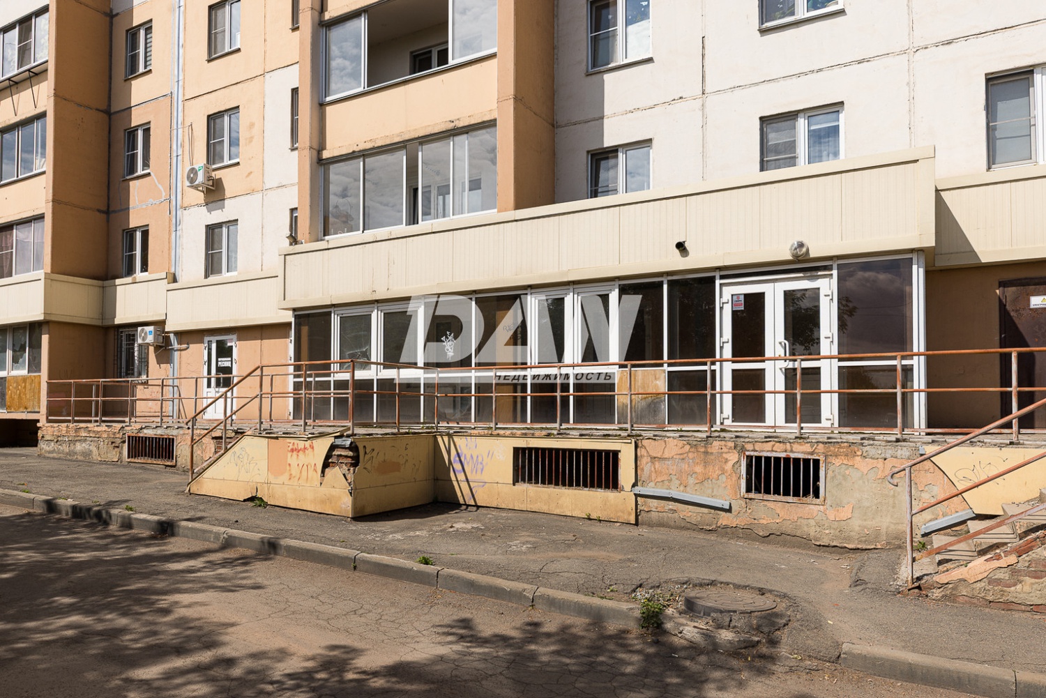 Помещение свободного назначения 184 м²