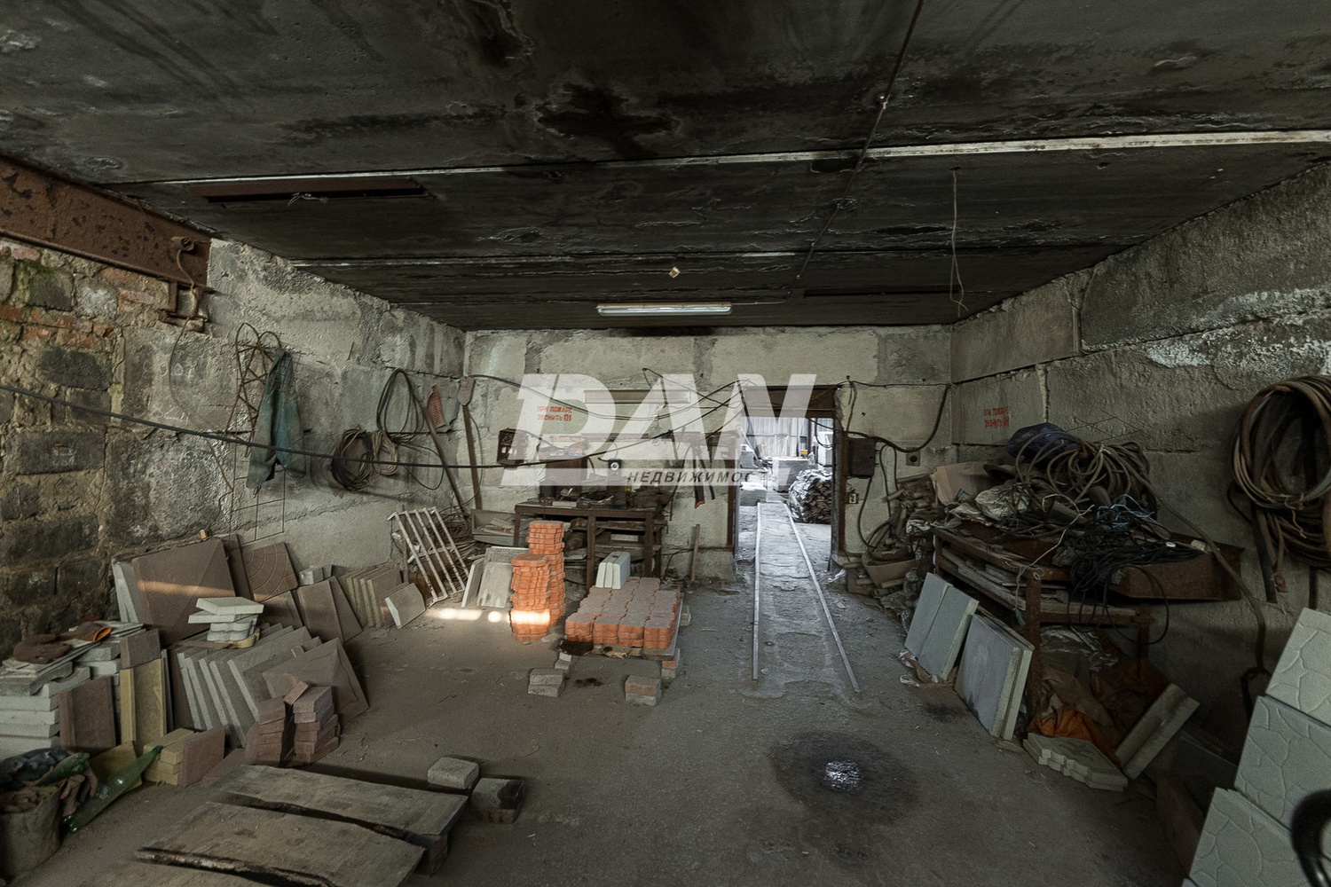 Производственное помещение 1132 м²