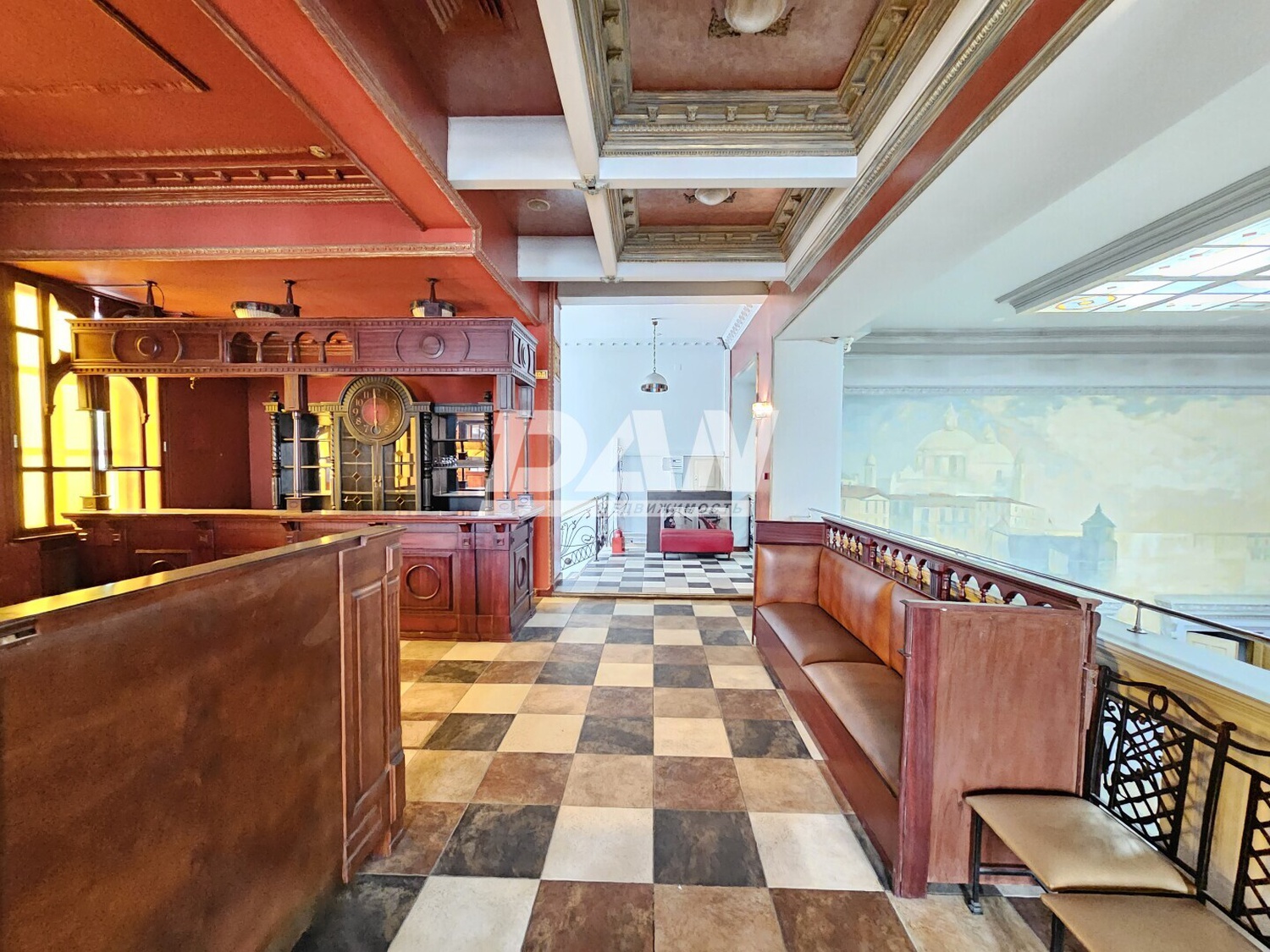 Помещение свободного назначения 650 м²