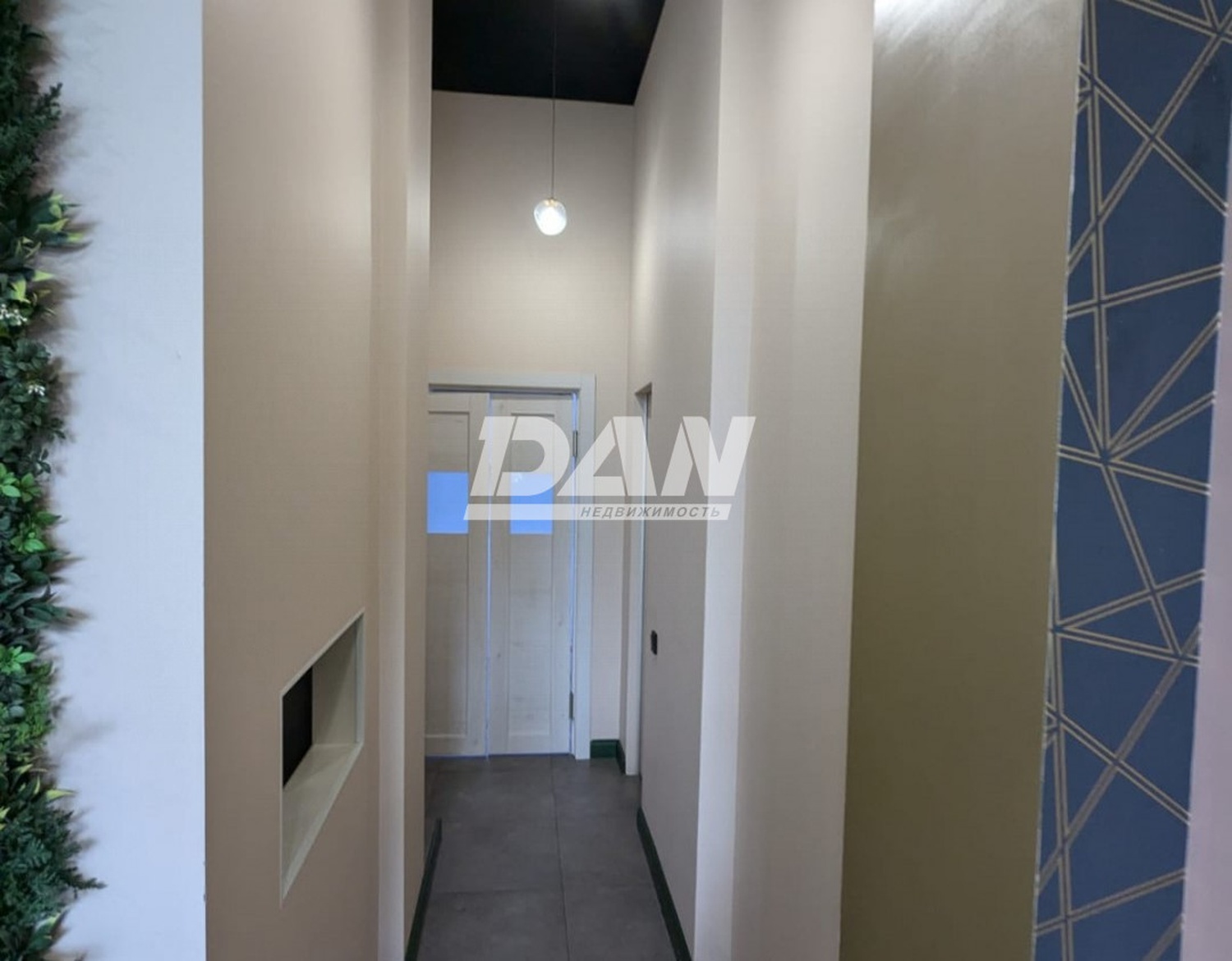 Помещение свободного назначения 102 м²