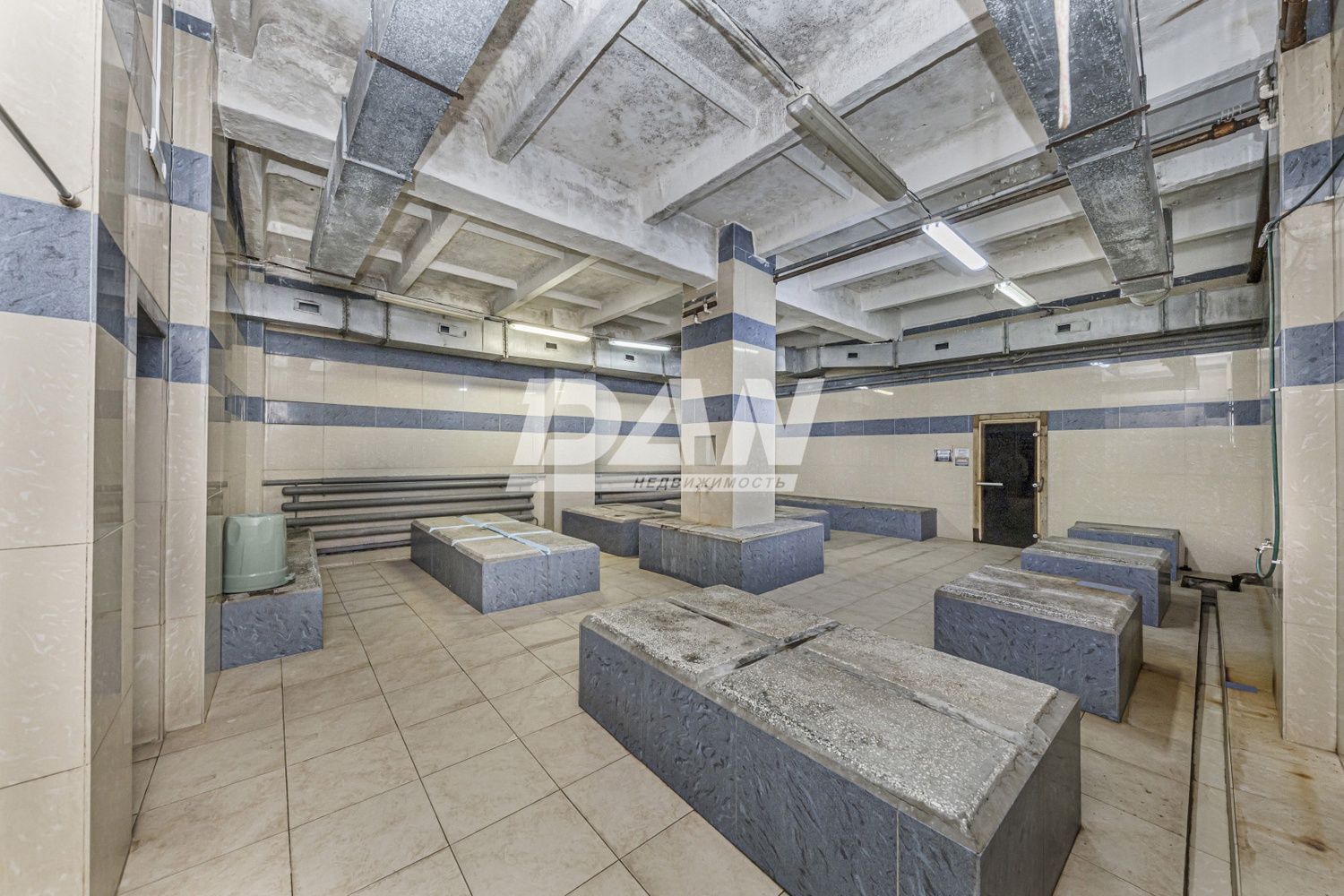 Помещение свободного назначения 818,6 м²