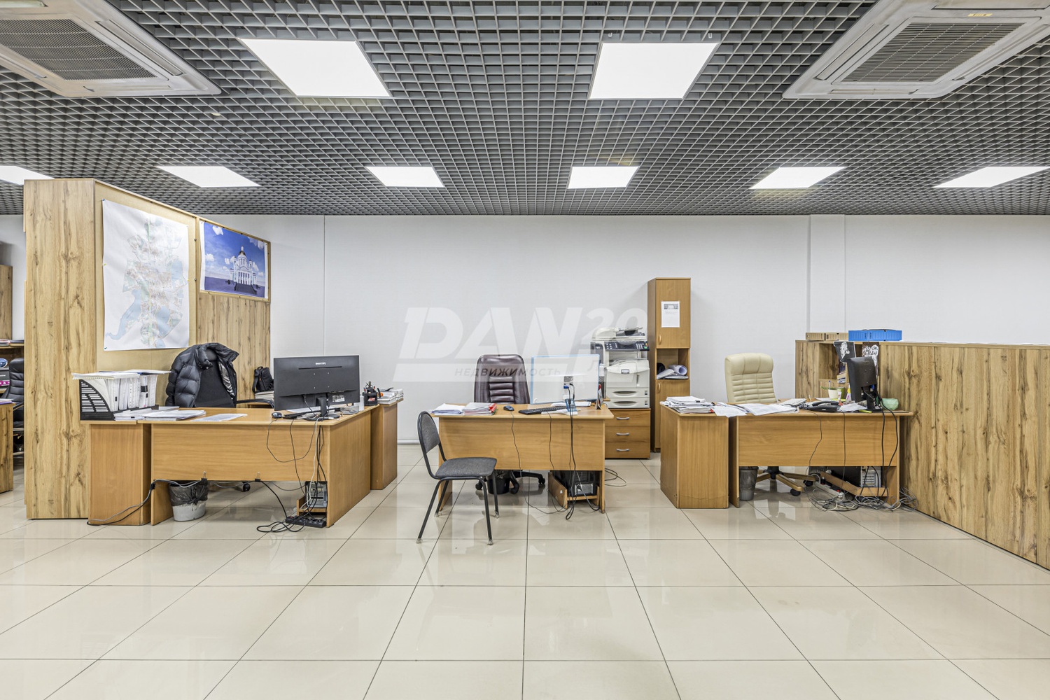 Торговое помещение 372 м²