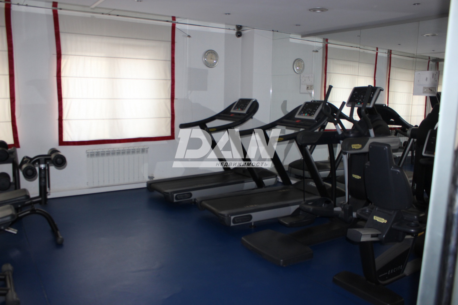 Помещение свободного назначения 897,7 м²