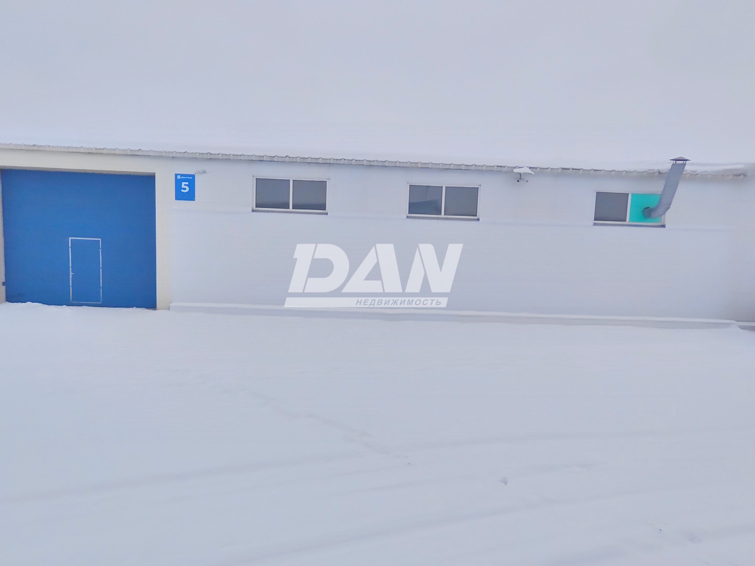 Помещение свободного назначения 648 м²