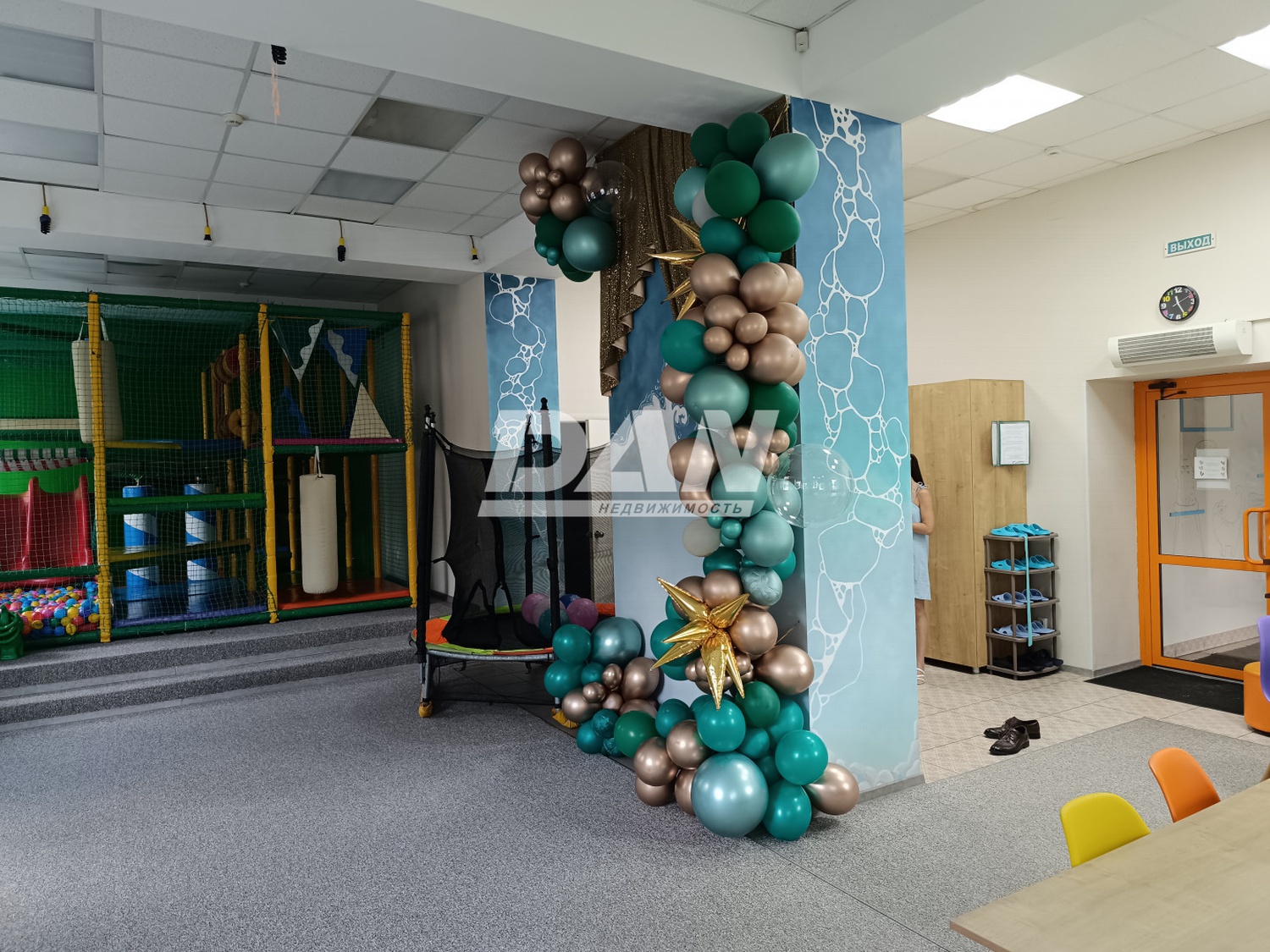 Торговое помещение 200 м²