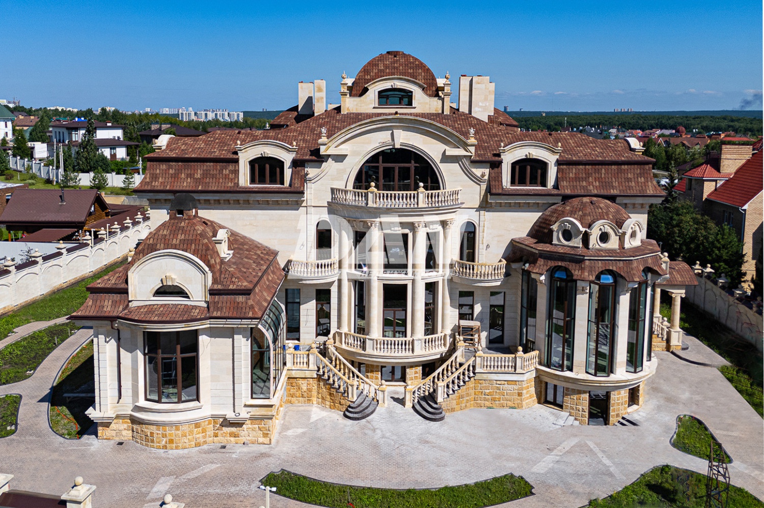 Помещение свободного назначения 1736,3 м²
