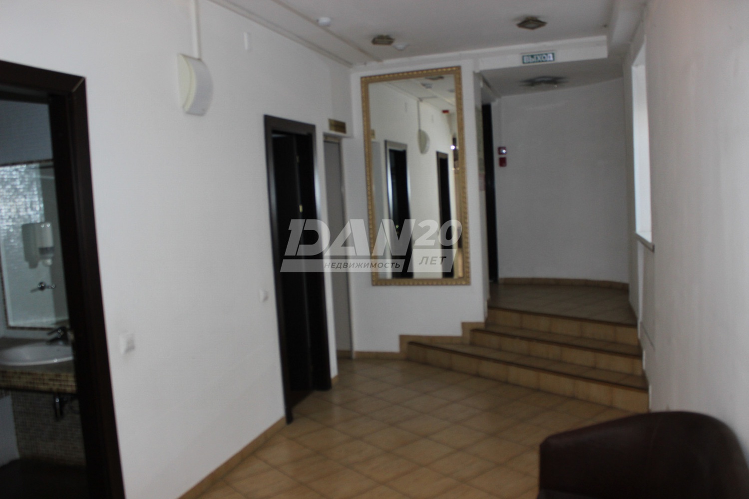 Помещение свободного назначения 897,7 м²