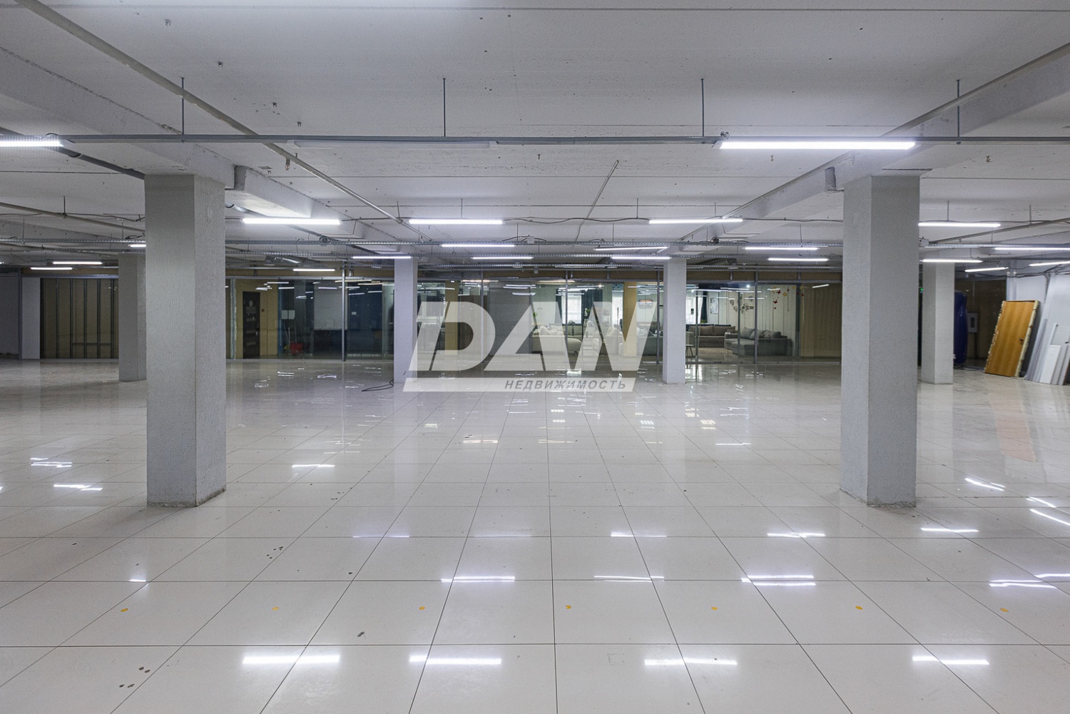 Помещение свободного назначения 780 м²